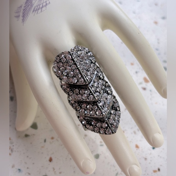 Gothic Victorian Heart Crystal Knuckle Finger‎ Ring - Picture 2 of 9